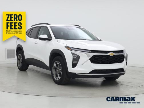White 2025 Chevrolet Trax LT