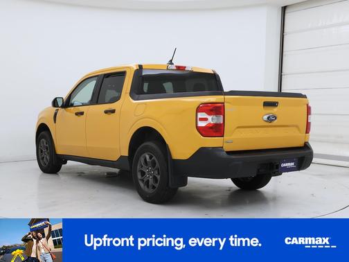 Black 2023 Ford Maverick XLT