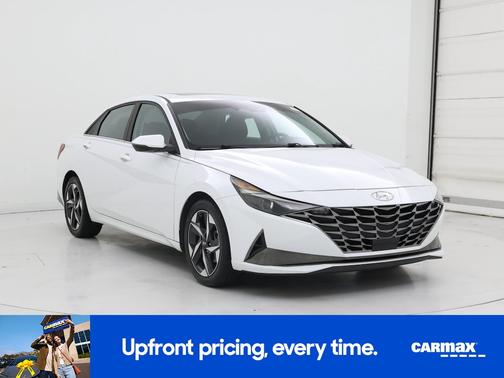 White 2021 Hyundai ELANTRA SEL