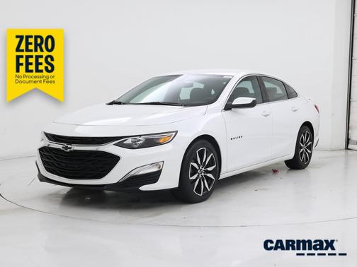 White 2025 Chevrolet Malibu RS