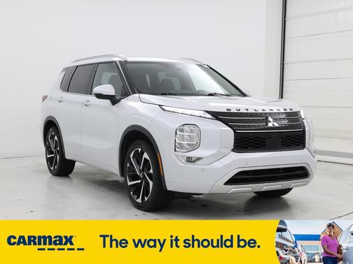 2022 Mitsubishi Outlander SEL