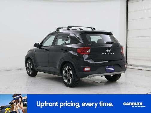 2022 Hyundai VENUE SEL