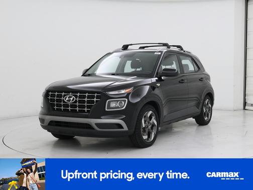 2022 Hyundai VENUE SEL