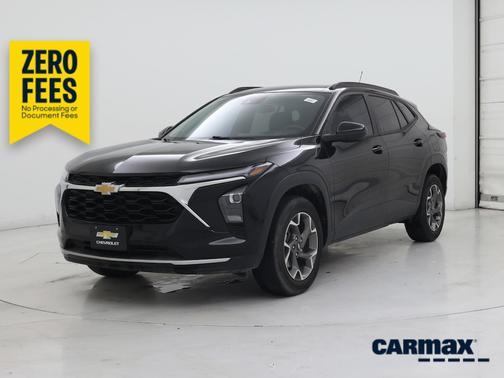Black 2025 Chevrolet Trax LT