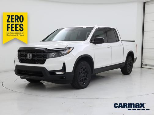 White 2025 Honda Ridgeline Sport
