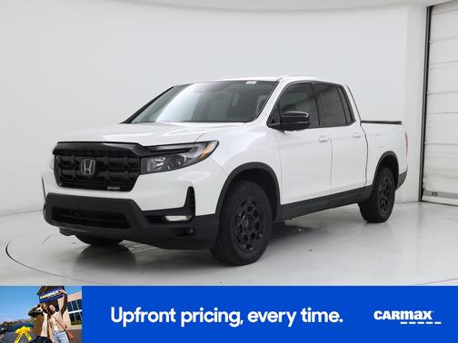White 2025 Honda Ridgeline Sport