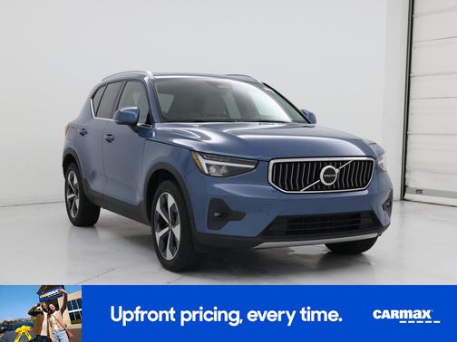Blue 2023 Volvo XC40 B5 Plus Bright Theme