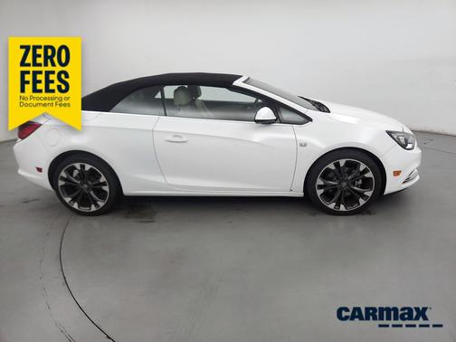 White 2019 Buick Cascada Premium