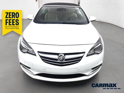 White 2019 Buick Cascada Premium