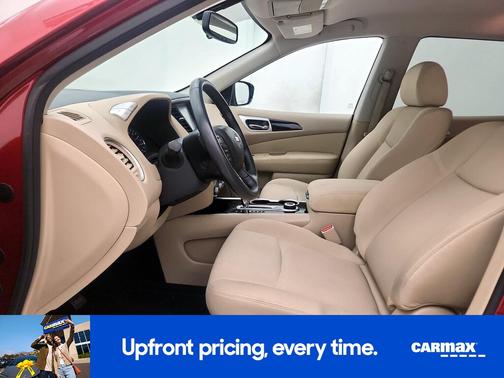 2017 Nissan Pathfinder SV