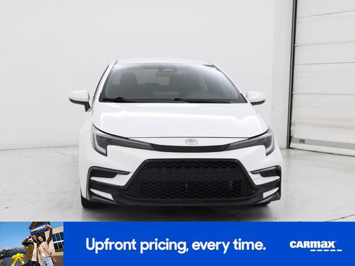 White 2024 Toyota Corolla SE