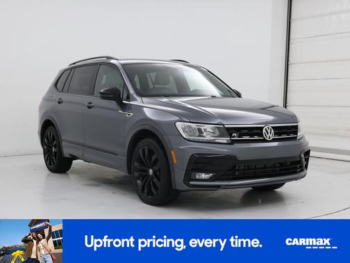 Gray 2021 Volkswagen Tiguan SE