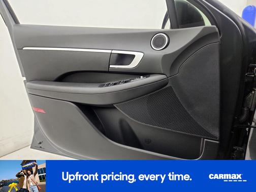 2023 Hyundai SONATA SE