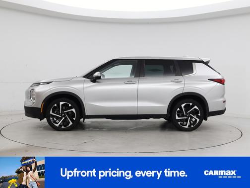 2022 Mitsubishi Outlander ES