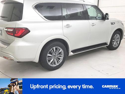 2023 INFINITI QX80 Luxe