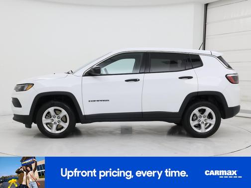 White 2023 Jeep Compass Sport