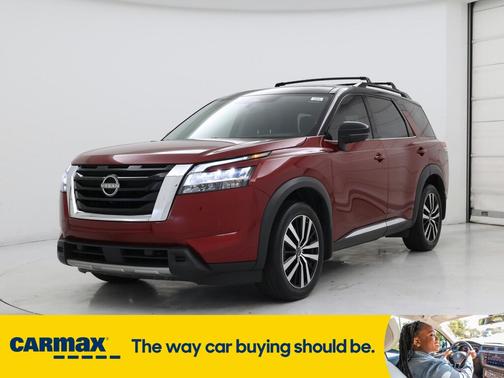2023 Nissan Pathfinder Platinum