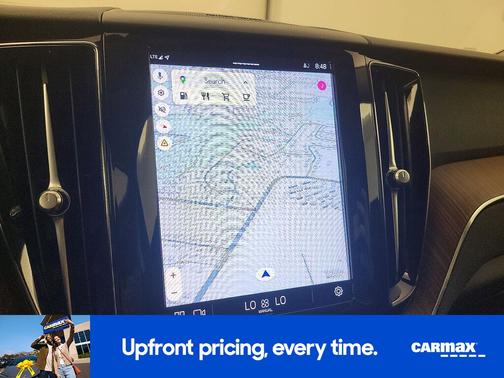 2023 Volvo XC60 B5 Plus Dark Theme