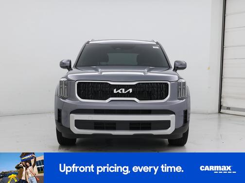 Silver 2024 Kia Telluride EX