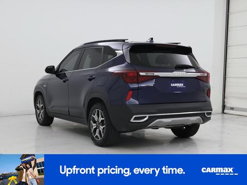 Blue 2022 Kia Seltos EX