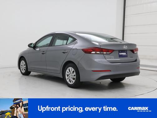 Gray 2018 Hyundai ELANTRA SE