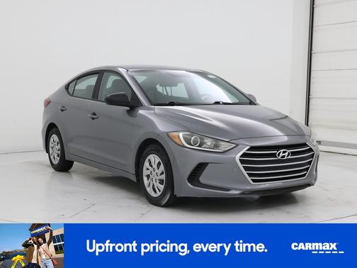 Gray 2018 Hyundai ELANTRA SE