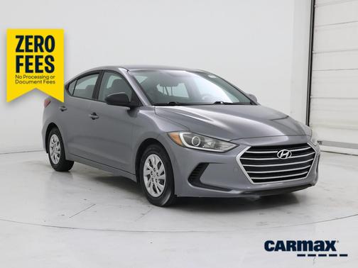 Gray 2018 Hyundai ELANTRA SE
