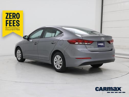 Gray 2018 Hyundai ELANTRA SE