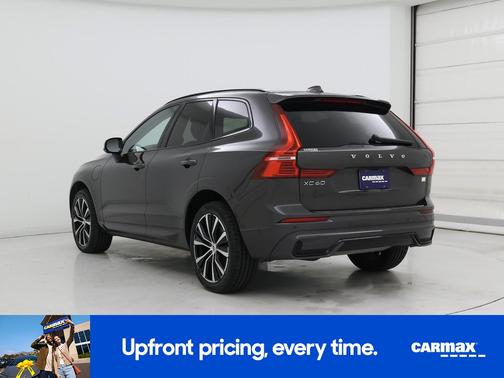 2023 Volvo XC60 Recharge Plug-In Hybrid T8 Plus Dark Theme