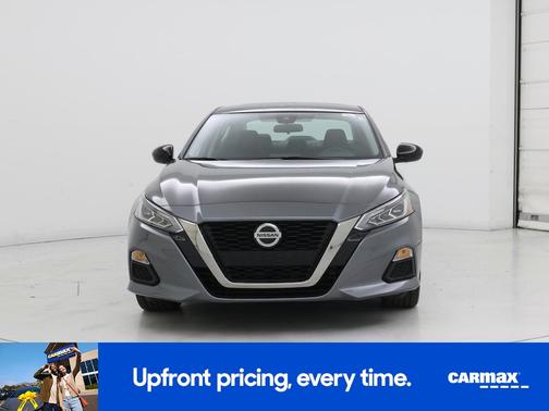 2022 Nissan Altima SR