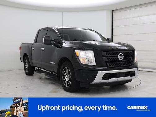 2021 Nissan Titan SV