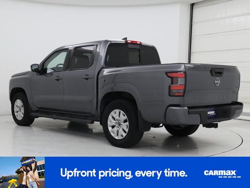 Gray 2023 Nissan Frontier SV