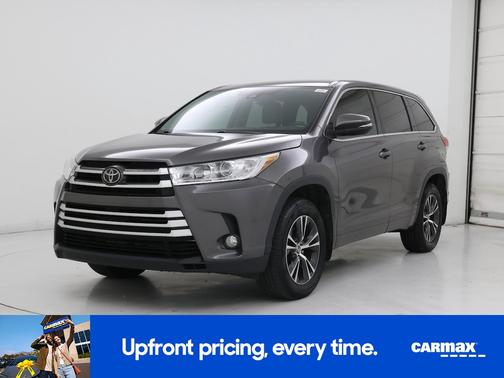 Silver 2018 Toyota Highlander LE
