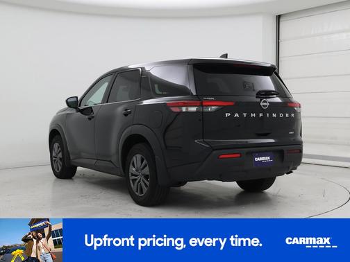 2024 Nissan Pathfinder S