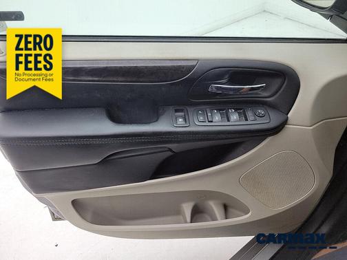 Silver 2019 Dodge Grand Caravan SE