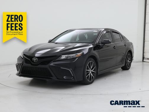 Black 2024 Toyota Camry SE