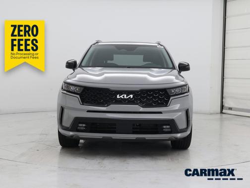 Gray 2023 Kia Sorento SX