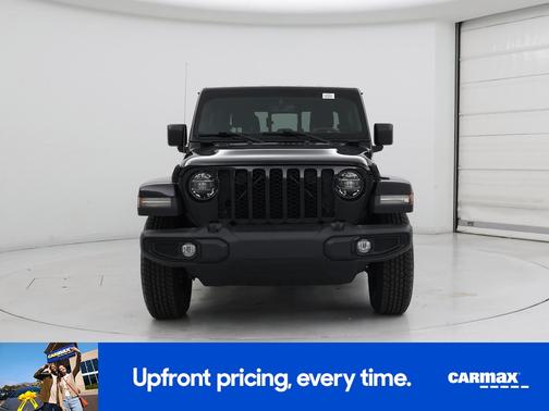 2022 Jeep Gladiator Altitude