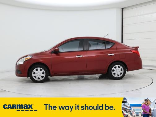 2019 Nissan Versa SV