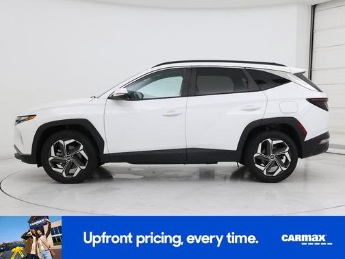 White 2023 Hyundai TUCSON SEL