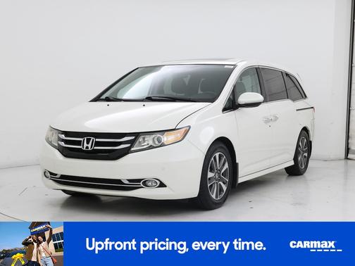 White 2015 Honda Odyssey Touring Elite