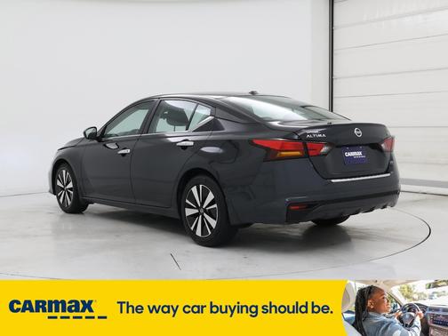 2022 Nissan Altima SV