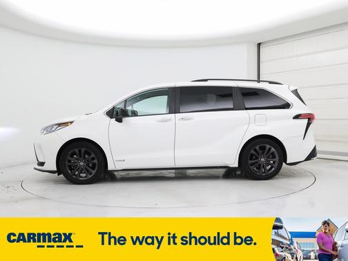 2021 Toyota Sienna XSE