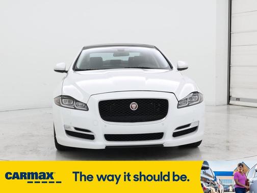 2017 Jaguar XJ R-Sport