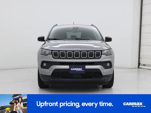 Silver 2022 Jeep Compass Latitude