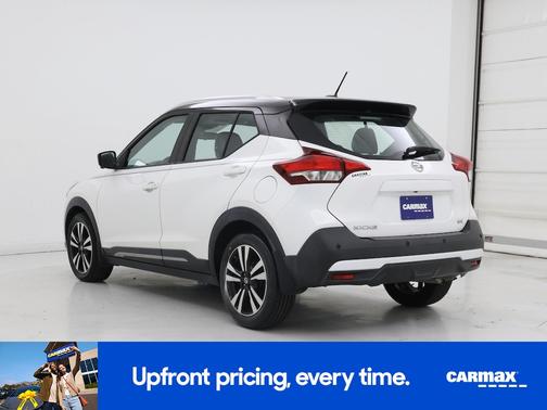 White 2020 Nissan Kicks SR