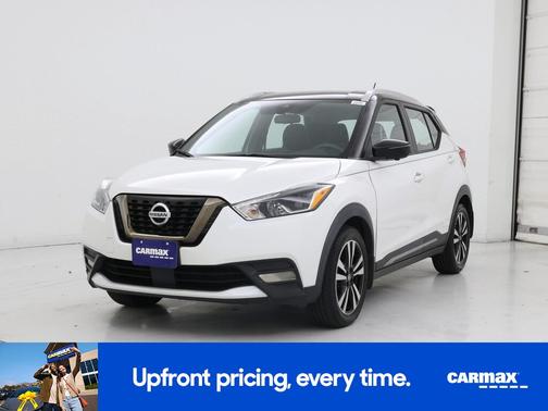 White 2020 Nissan Kicks SR