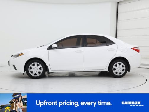 White 2016 Toyota Corolla LE