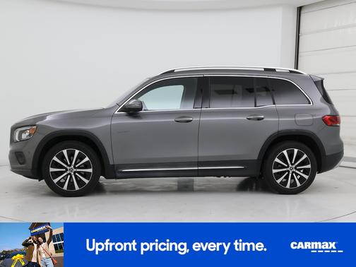 Gray 2021 Mercedes-Benz GLB 250