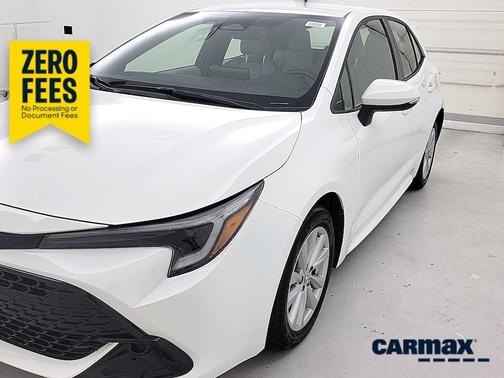 White 2025 Toyota Corolla Hatchback SE